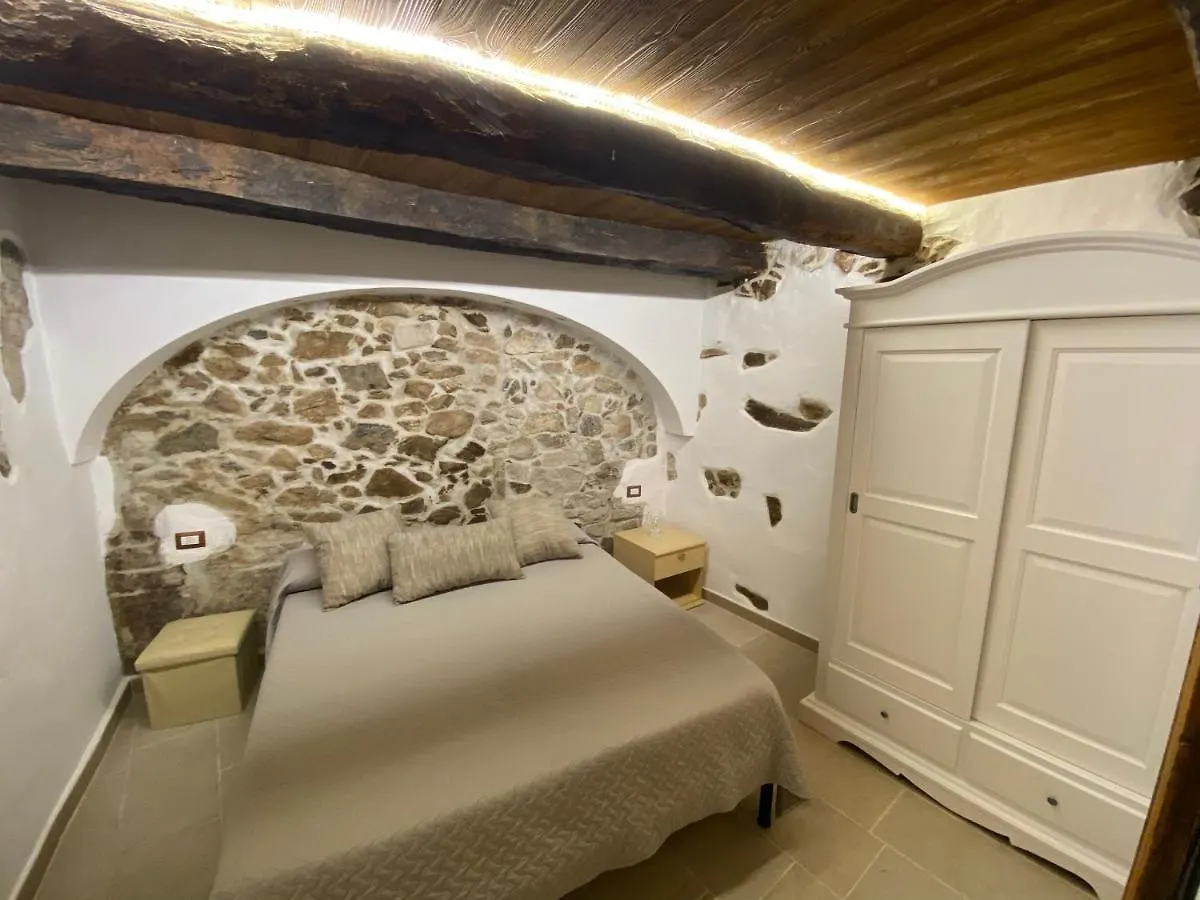 La Mia Casetta Country Chic Ozieri 0*,